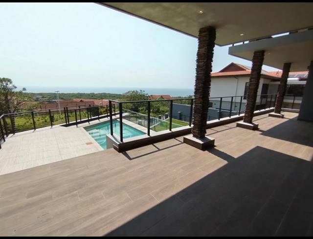 6 BEDROOM HOUSE FOR SALE IN IZINGA PARK